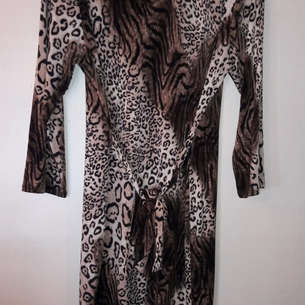ANIMAL PRINT  BODYCON DRESS - Picture 2 of 5